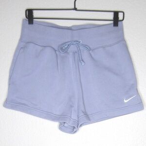 Women's Nike Sportswear Loose Fit High Rise Shorts Light Purple - Size Medium